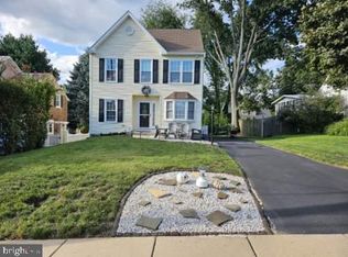 157 E Scenic Rd, Springfield, PA 19064