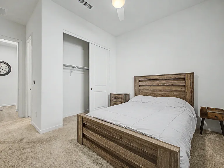 10112 E Trent Ave — Photo 23
