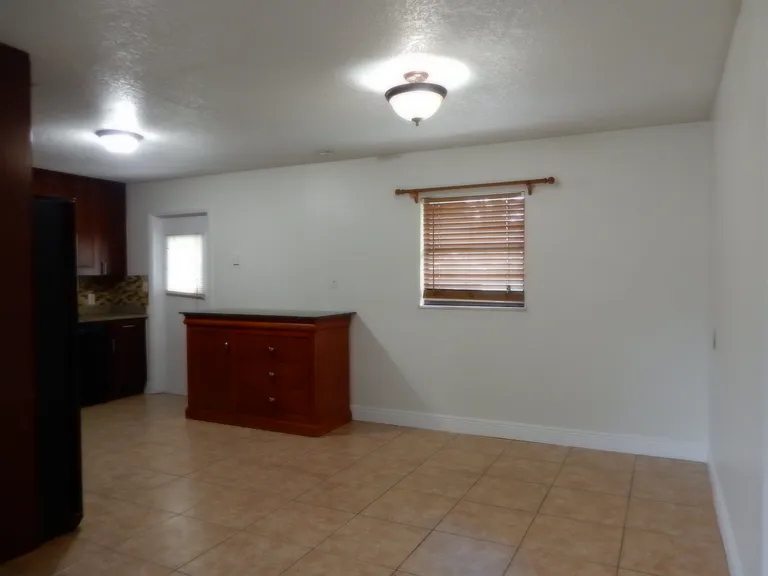 3719 Pembrook Dr — Photo 30