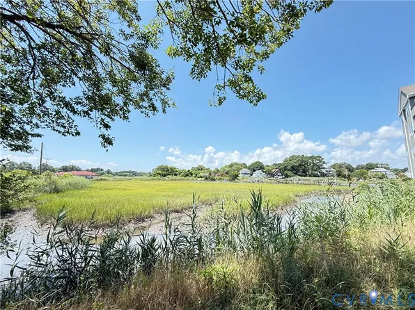 741 N 1st St, Hampton, VA 23664