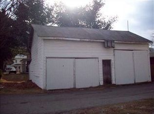427 S 2nd St, Lykens, PA 17048