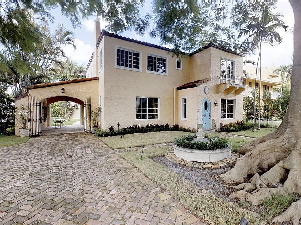 1st image of 327 Menores Ave