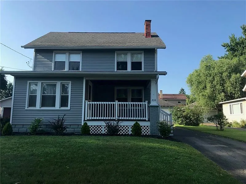 210 E Fairfield Ave photo 1