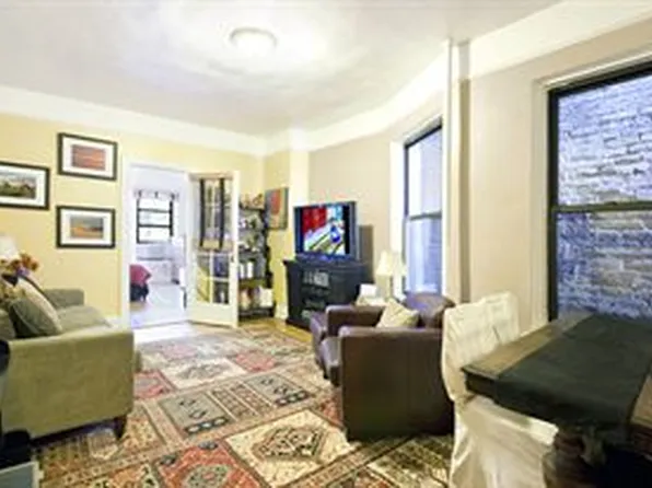 234 West 16th Street image 1 of 5