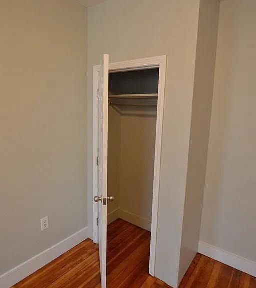 28 Taft St #2 — Photo 10
