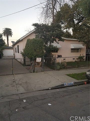 2nd image of 1401 E 58th Dr