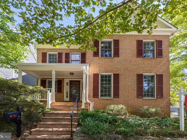 303 Kent Oaks Way, Gaithersburg, MD 20878