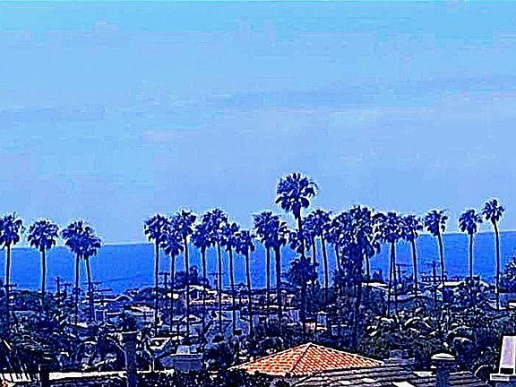 3rd image of 2501 Harbor View Dr