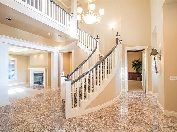 2nd image of 4124 Oakdale Farm Cir