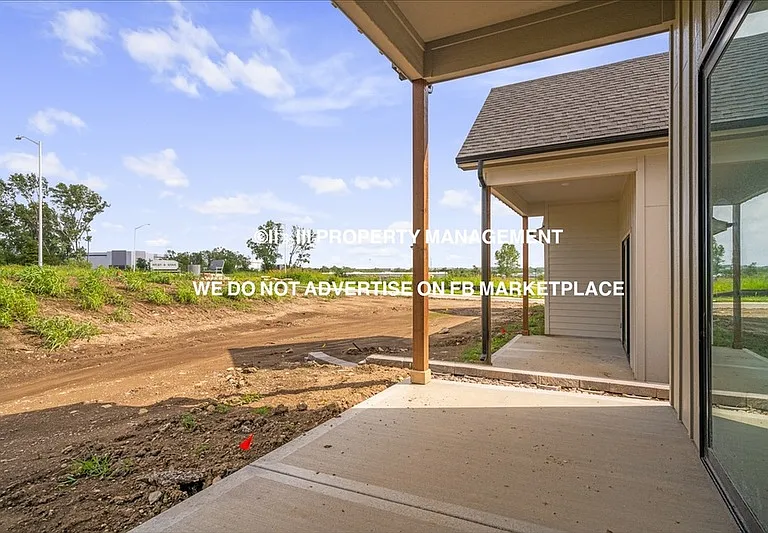 9581 Jupiter St — Photo 35