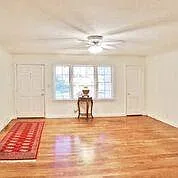 2 bed, 1.0 bath, 800 sqft, $1,975 — Photo 3