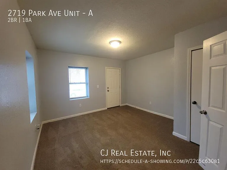 2719 Park Ave #A — Photo 8