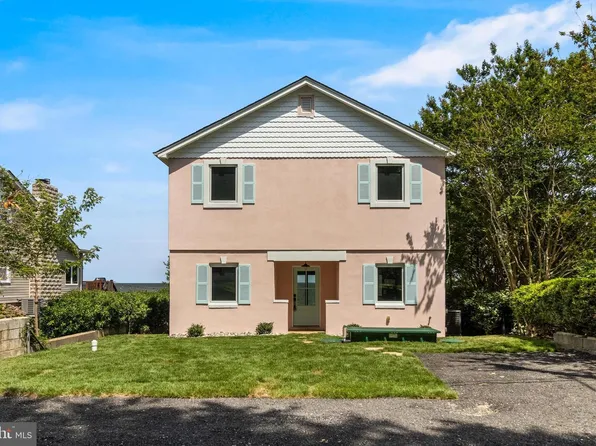 145 Chesapeake Ave, Prince Frederick, MD 20678