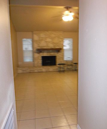 3rd image of 5907 Hidden Dale St