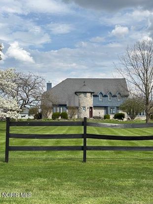 5620 Washburn Rd, Berkey, OH 43504