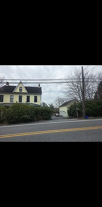 1st image of 3418 Littlestown Pike