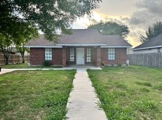 202 Laureles Dr, Elsa, TX 78543
