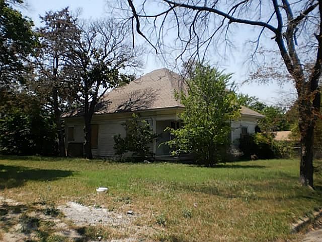 2nd image of 4512 Merida Ave