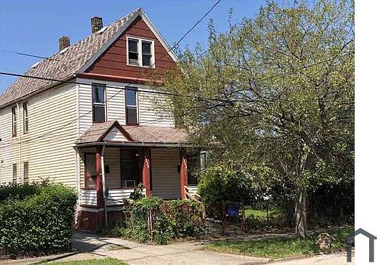 1st image of 1372 E 45th St