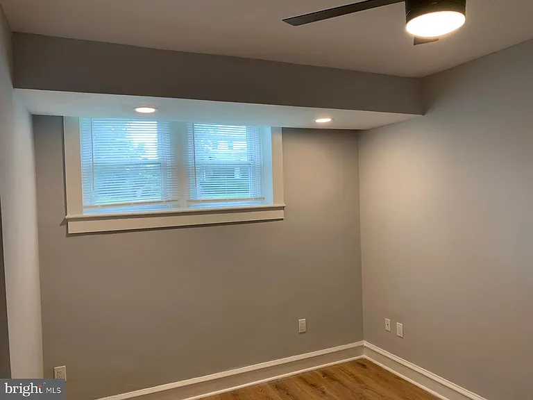 617-625 E Vernon Rd #3A — Photo 13
