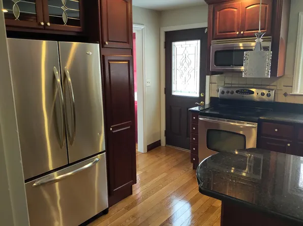 178 Salem St, Andover, MA 01810