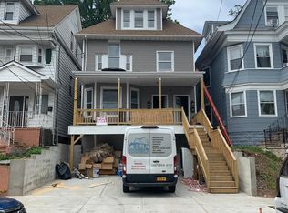 194 Woodside Ave #2, Newark, NJ 07104