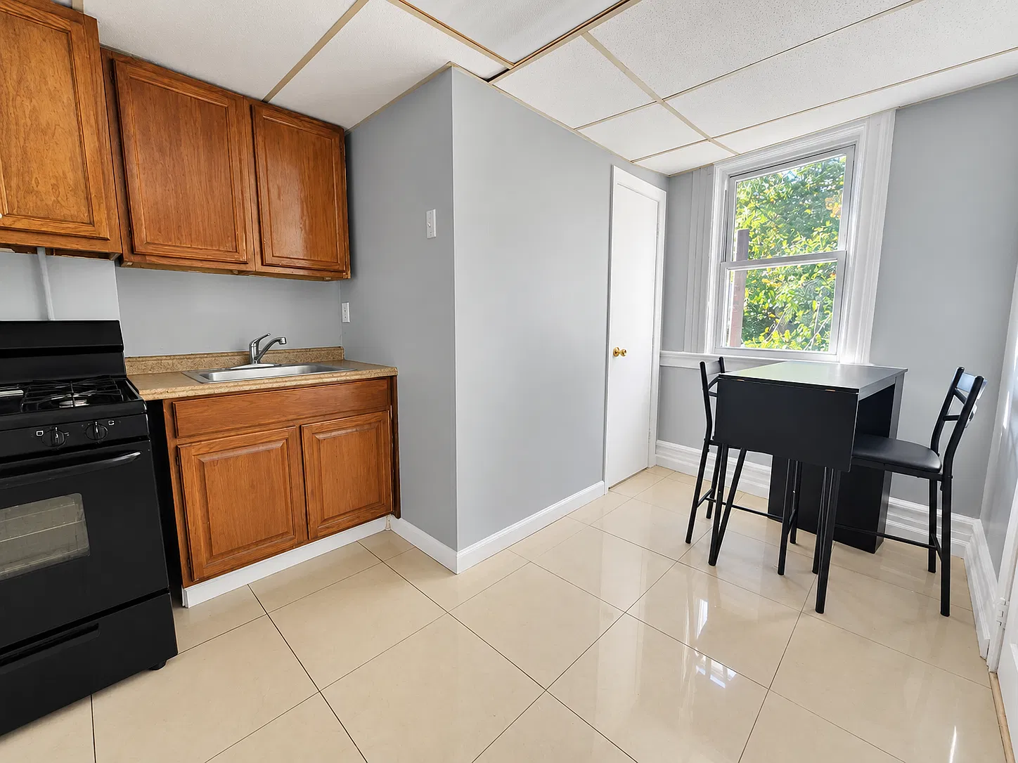 1 bed, 450 sqft, $1,375 — Photo 4