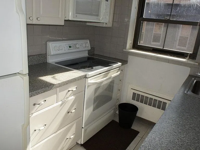 47 Harvard Ave #5 — Photo 8