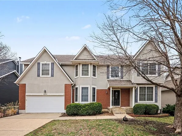 14550 S Shannan St, Olathe, KS 66062