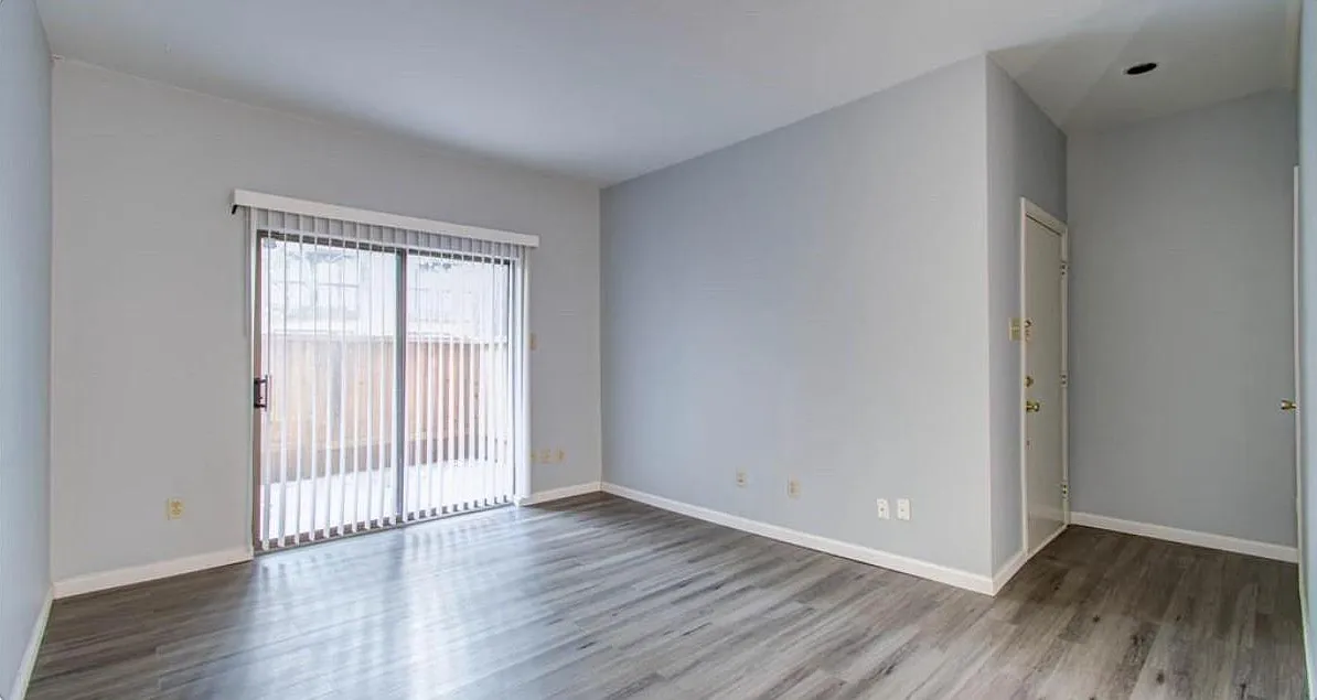 1 bed, 1.0 bath, 622 sqft, $1,350 — Photo 2