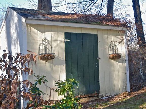 Shed