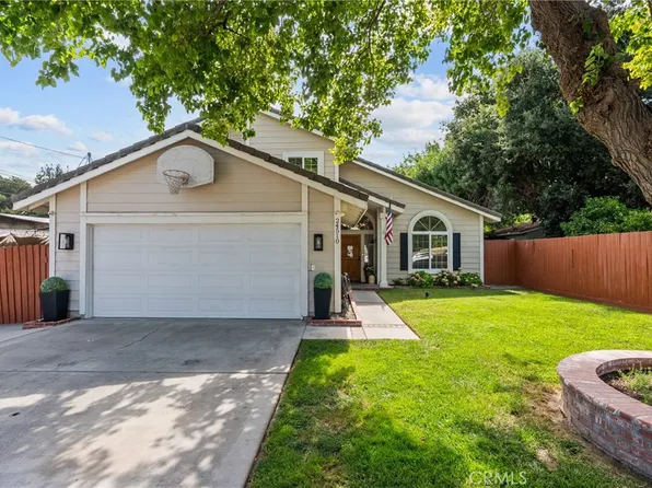 24510 Apple St, Santa Clarita, CA 91321