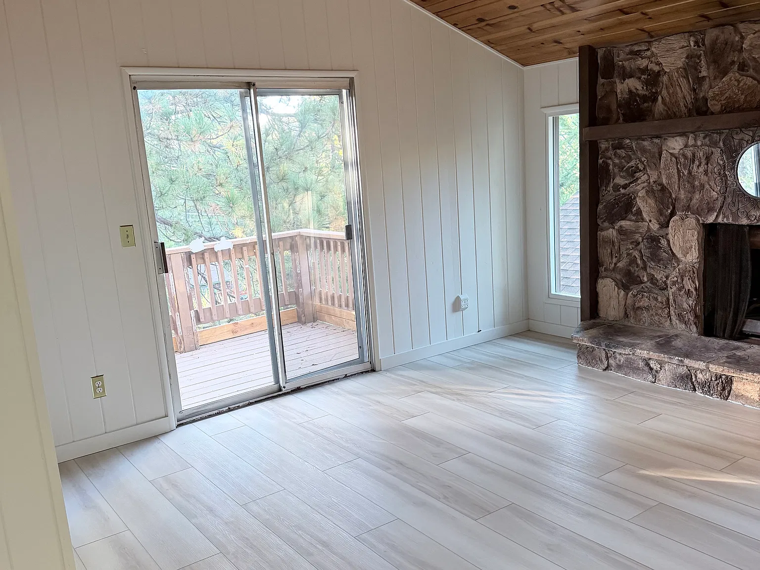 3 bed, 1168 sqft, $2,350 — Photo 4
