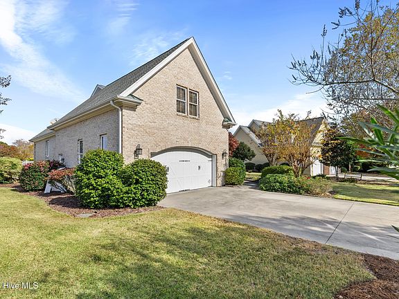 5th image of 4363 Gauntlet Drive SE