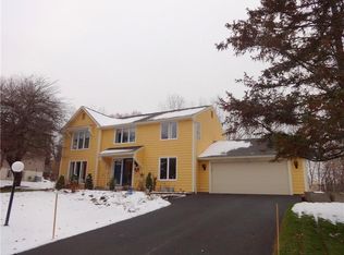 44 Deer Creek Rd, Pittsford, NY 14534