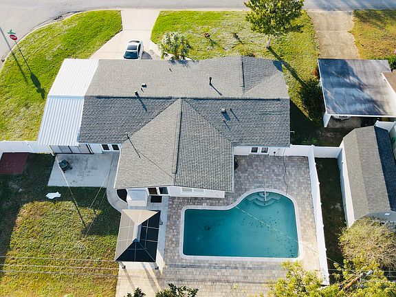 3rd image of 4875 Key Largo Dr W
