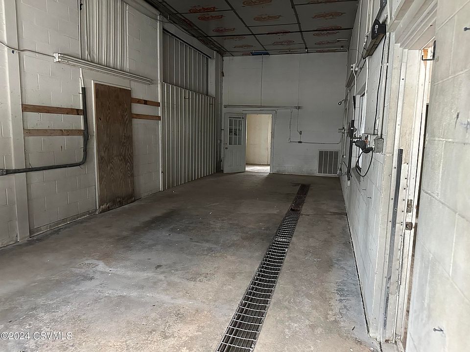 2nd image of F 281st Ave