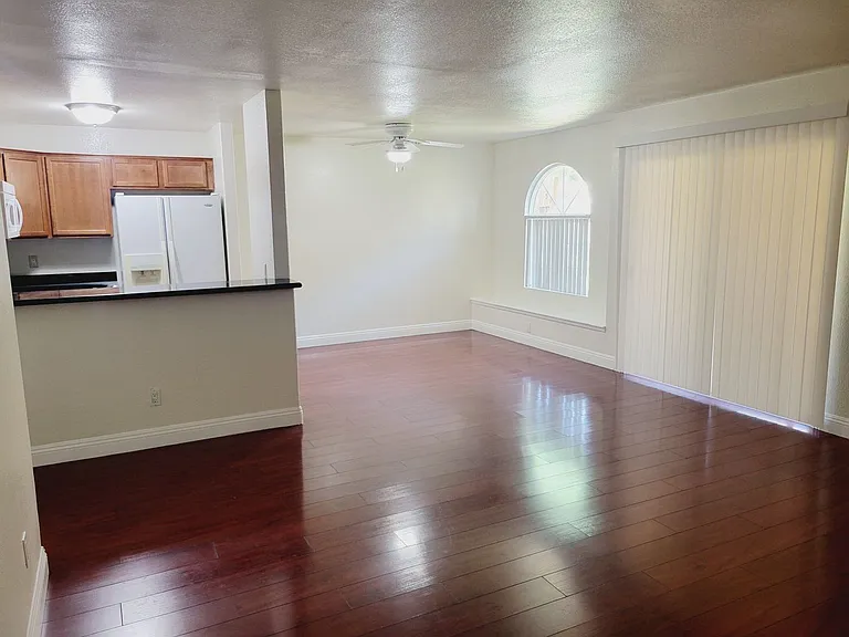 9325 W Desert Inn Rd #3 — Photo 3