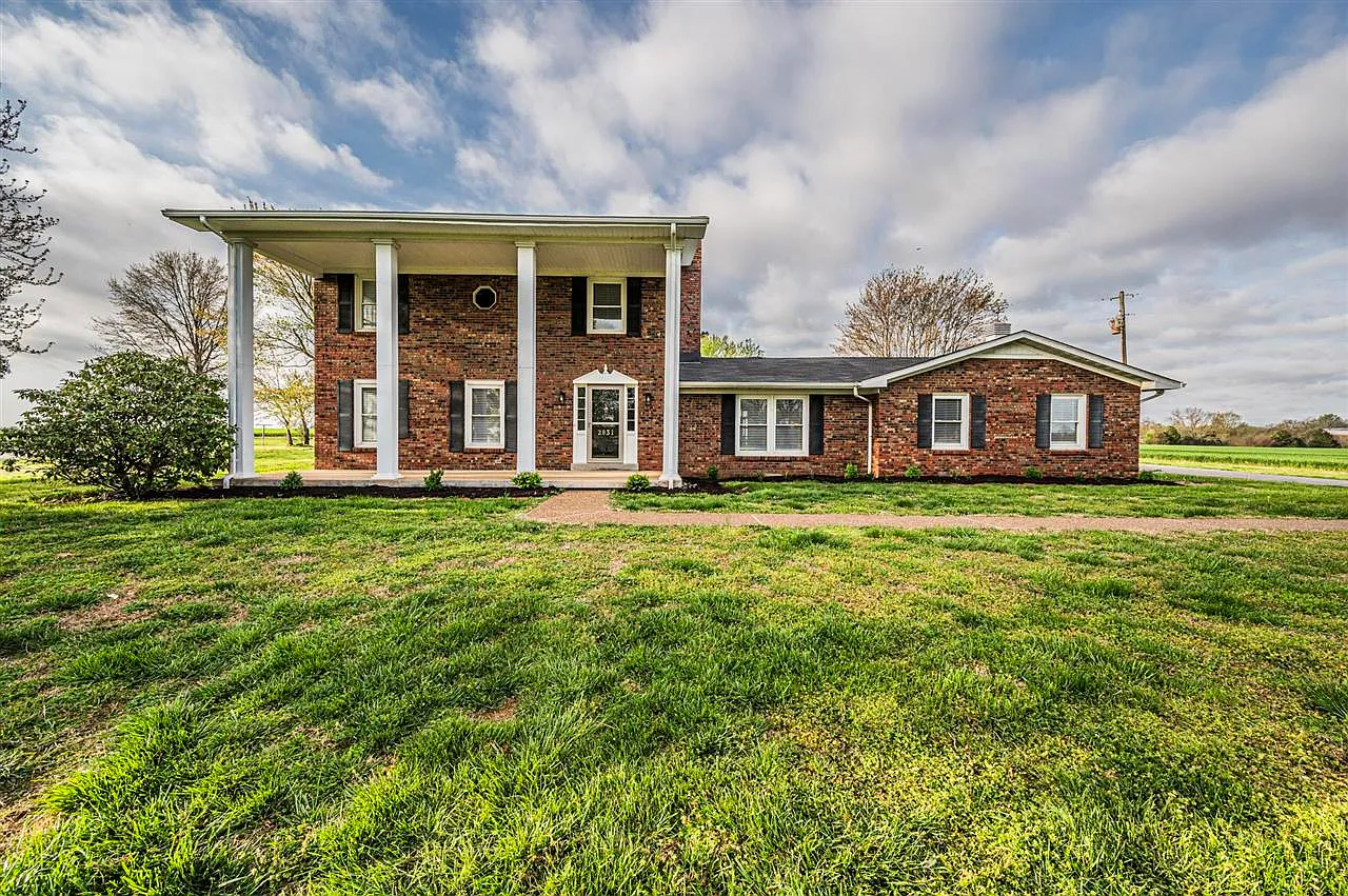 2831 Russellville Rd photo 1