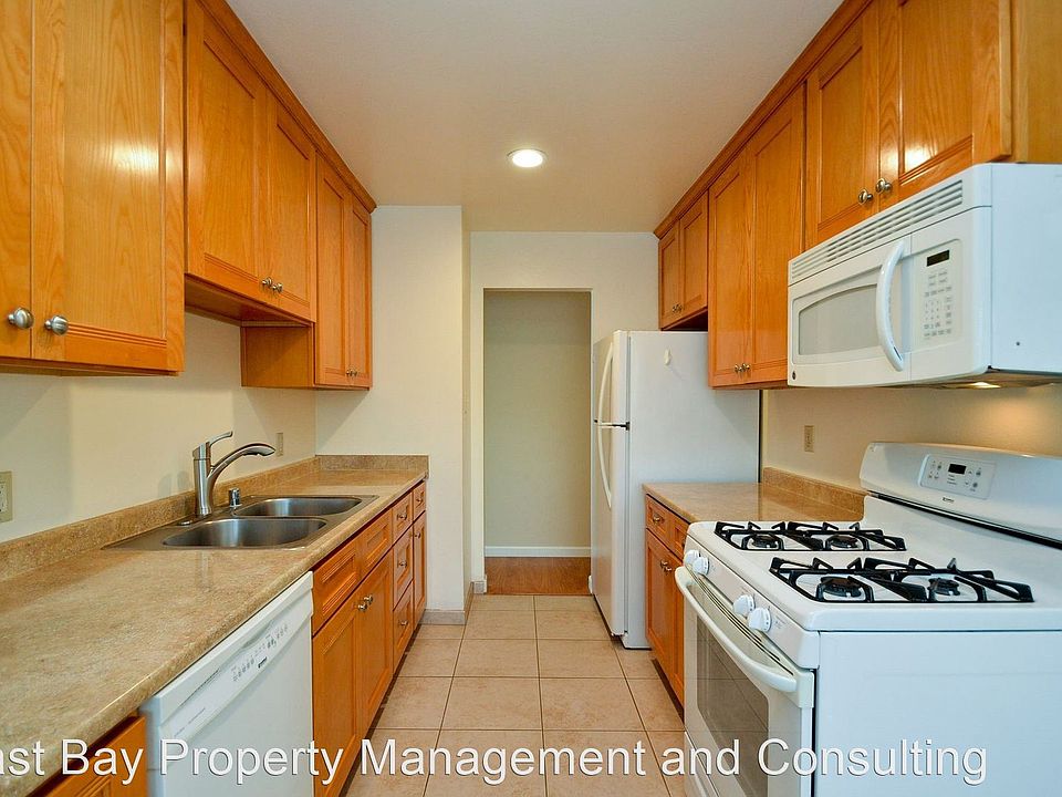 1st image of 41652 Carmen St