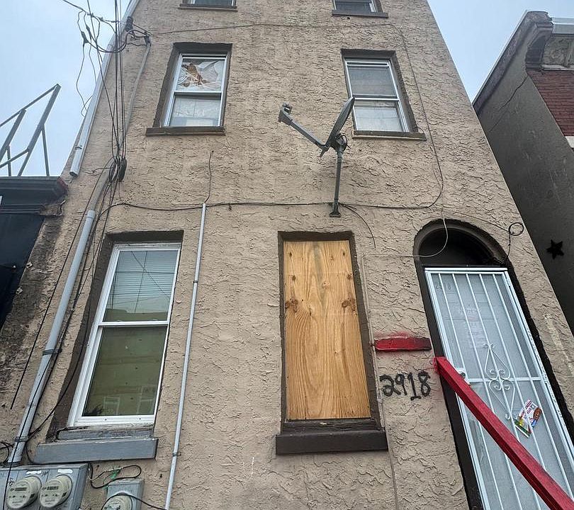 1st image of 2918 D St