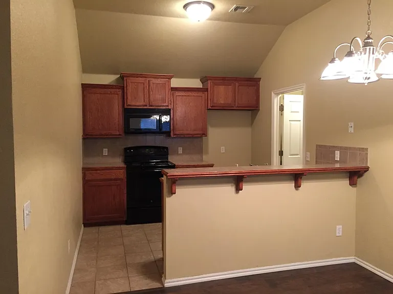 2604 Northern Hills Rd — Photo 8
