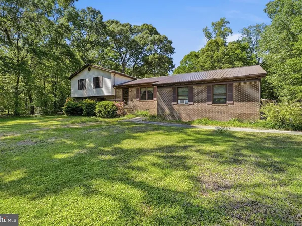37170 E Lakeland Dr, Mechanicsville, MD 20659