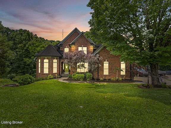 2nd image of 7908 Princess Wood Ct