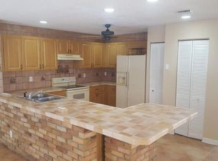 4165 Pine Hollow Cir, Greenacres, FL 33463