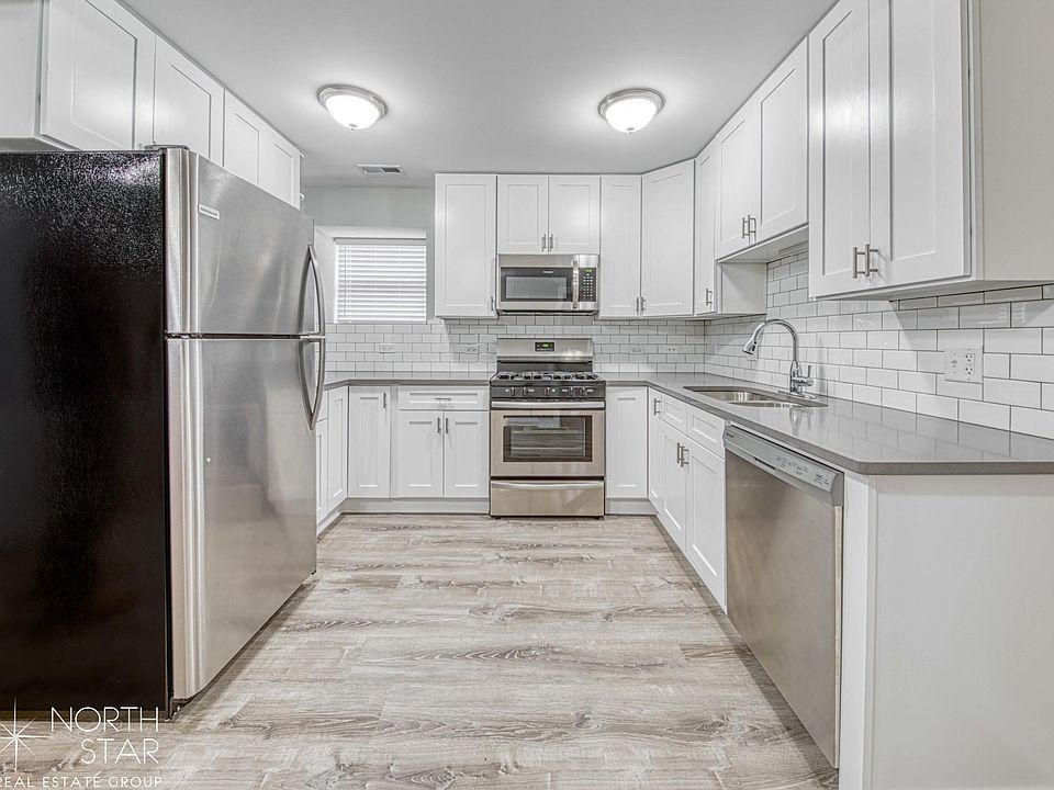 1st image of 3404 N Elaine Pl #G