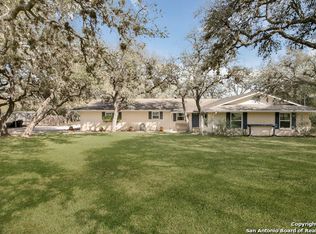 28120 Windwood Dr E, Boerne, TX 78006