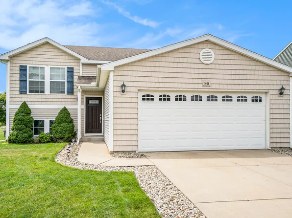 1644 Harper Grove Ln, Vicksburg, MI 49097