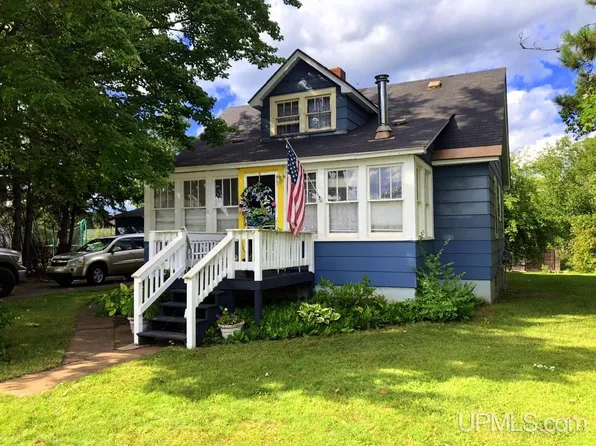 204 Isabella Ave, Palmer, MI 49871