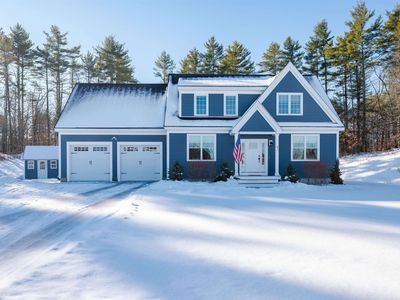 42 Daniels Drive, Lee, NH, 03861
